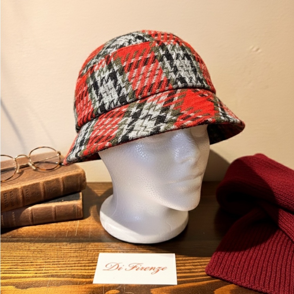 Di Firenze Plaid Bucket Hat